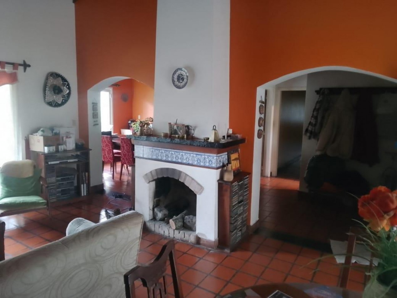 IMPORTANTE PREDIO CON IMPECABLE CHALET EN CORONEL VIDAL. IDEAL DESARROLLO TURISTICO. 5200 METROS CUADRADOS CERCANO A RUTA 2