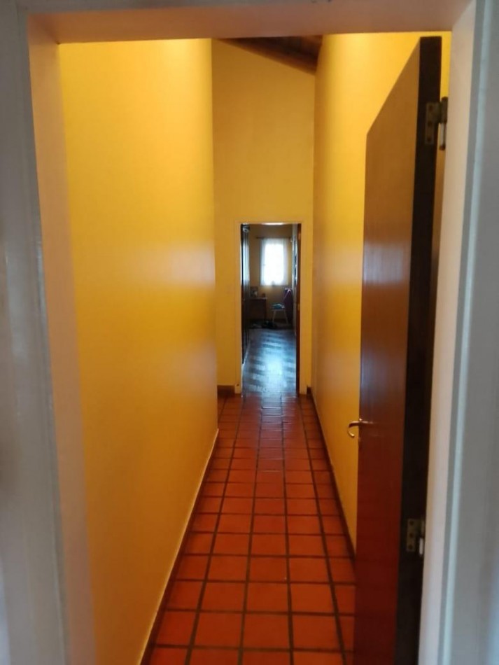 IMPORTANTE PREDIO CON IMPECABLE CHALET EN CORONEL VIDAL. IDEAL DESARROLLO TURISTICO. 5200 METROS CUADRADOS CERCANO A RUTA 2