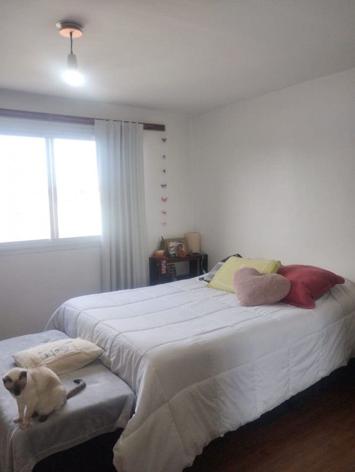 PH EN DUPLEX DE AMPLIOS 3 AMBIENTES CON ESPACIO DE COCHERA. DON BOSCO. APTO CREDITO. SIN EXPENSAS.