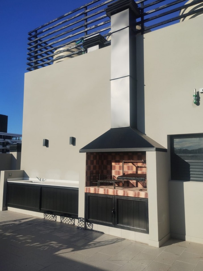 EXCLUSIVO DEPARTAMENTO DE 2 AMBIENTES CON COCHERA. A ESTRENAR. PLAYA GRANDE