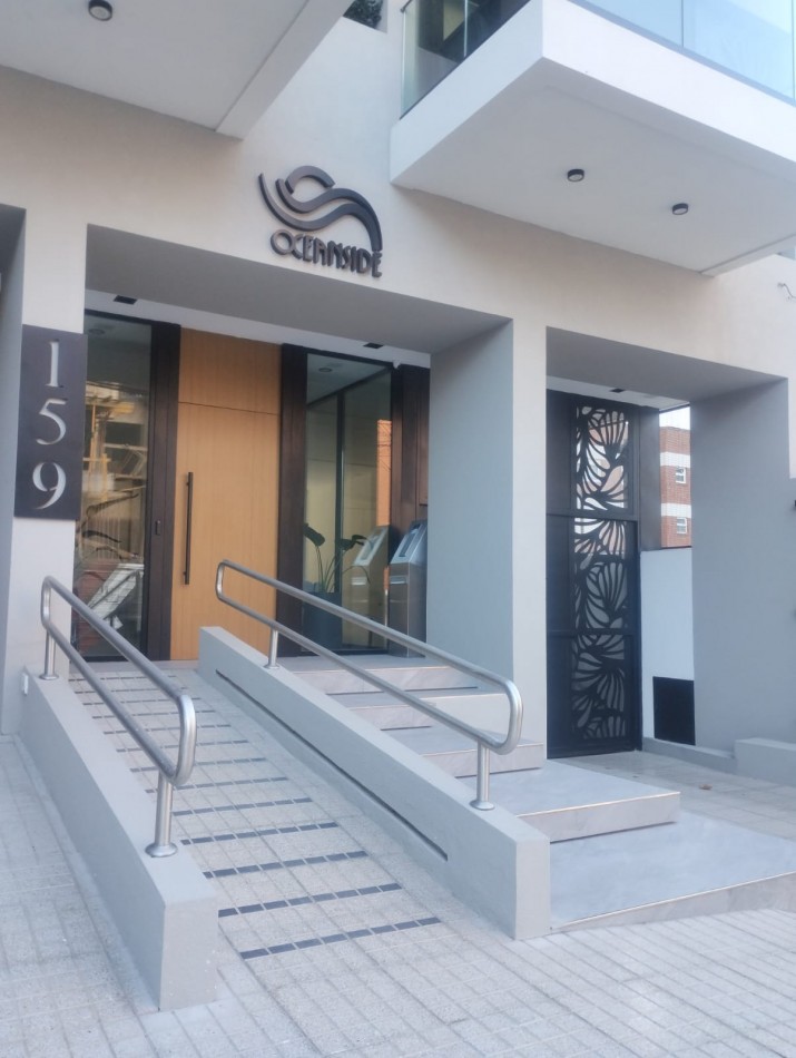 EXCLUSIVO DEPARTAMENTO DE 2 AMBIENTES CON COCHERA. A ESTRENAR. PLAYA GRANDE