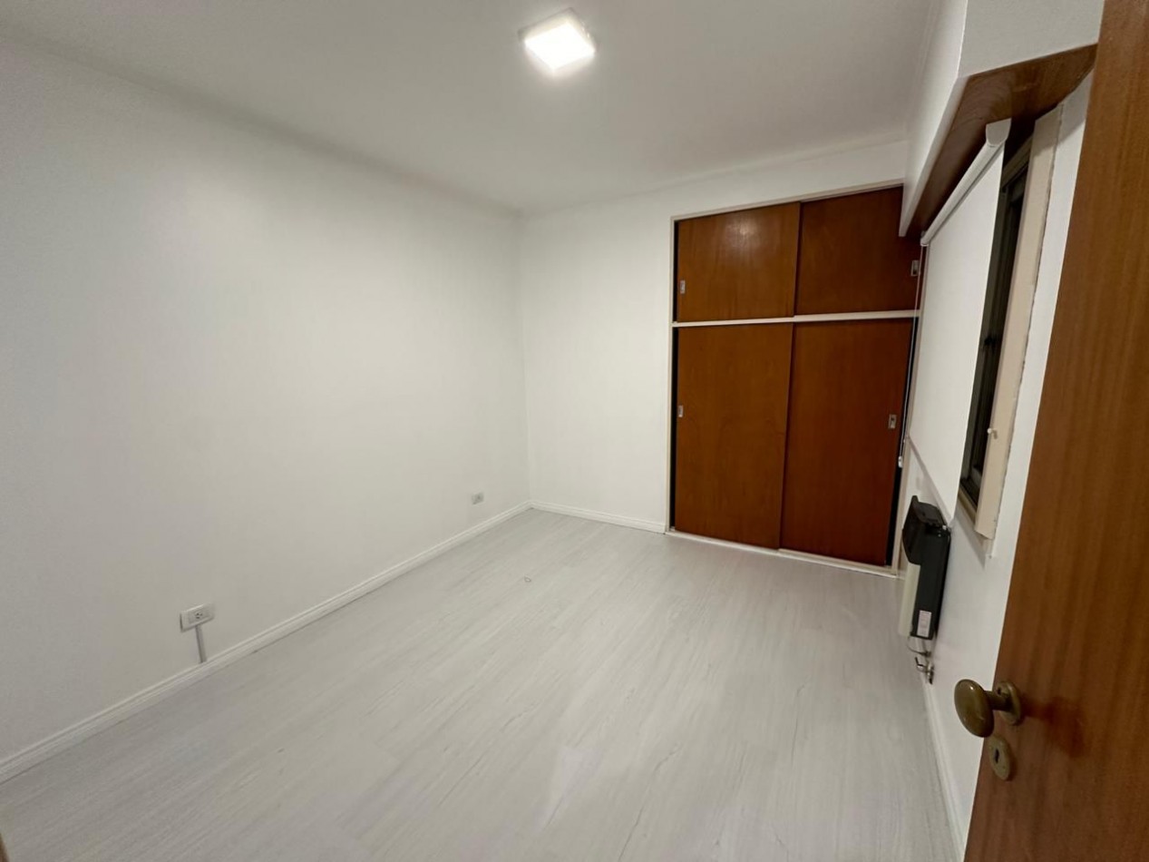VENTA DEPARTAMENTO 3 AMB A LA CALLE CON BALCON - MODERNIZADO CON DETALLES DE CONFORT Y CALIDAD- ESPACIO DE COCHERA. PLAZA MITRE