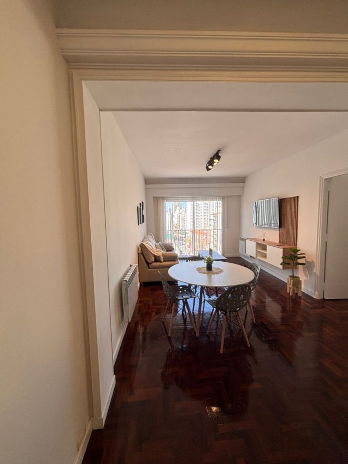 DEPARTAMENTO DE 3 AMBIENTES EXTERNO. RECICLADO A NUEVO. 