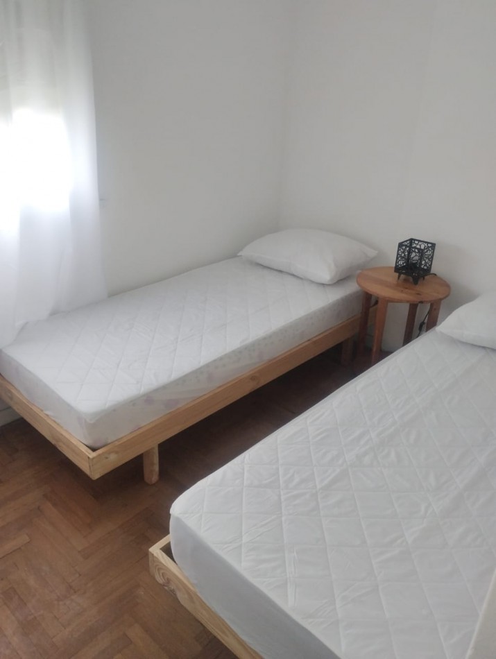 DEPARTAMENTO DE 3 AMBIENTES CON BALCON SALIENTE Y VISTA ABIERTA. SUPER LUMINOSO. CON RENTA,