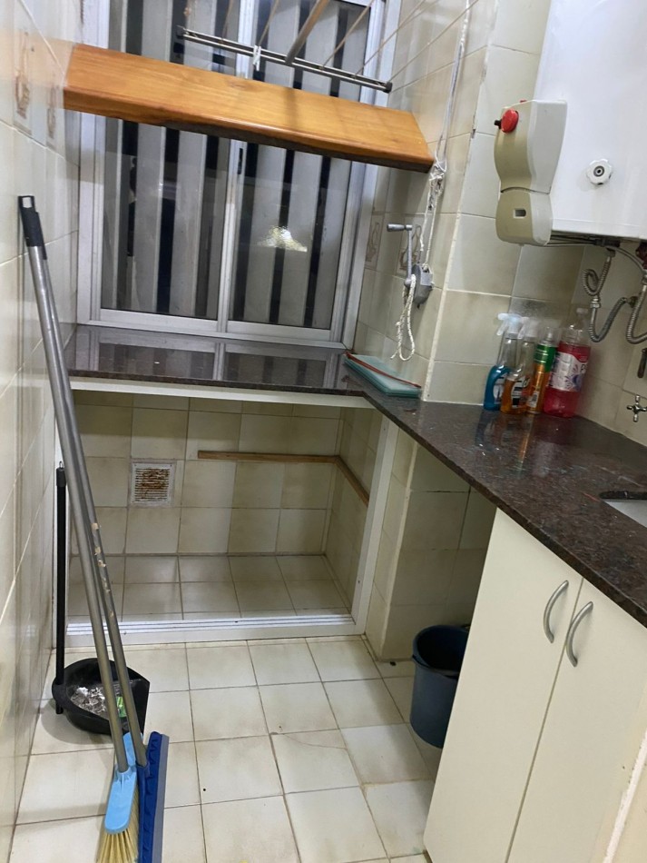 DEPARTAMENTO DE 4 AMBIENTES Y 3 BAÑOS. VISTA PLENA AL MAR. MIRAMAR. PERMUTA POR PROPIEDAD EN MAR DEL PLATA