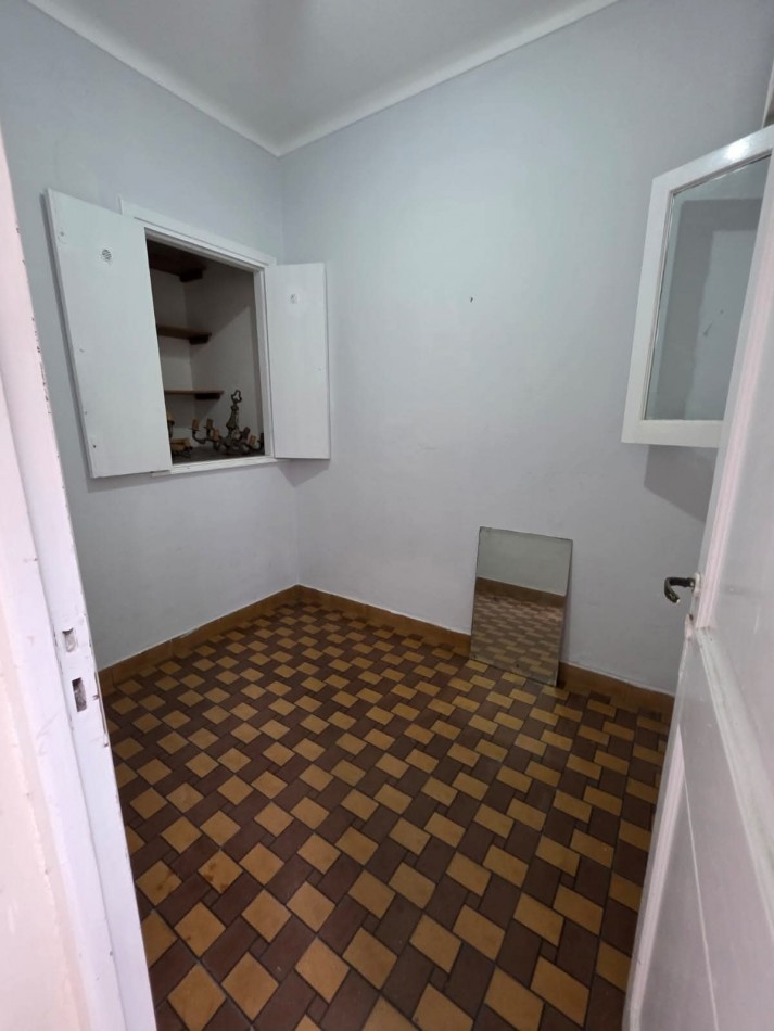 ALQUILER 24 MESES. PH 3 AMBIENTES CON DEPENDENCA EN PLANTA ALTA. ZONA GUEMES