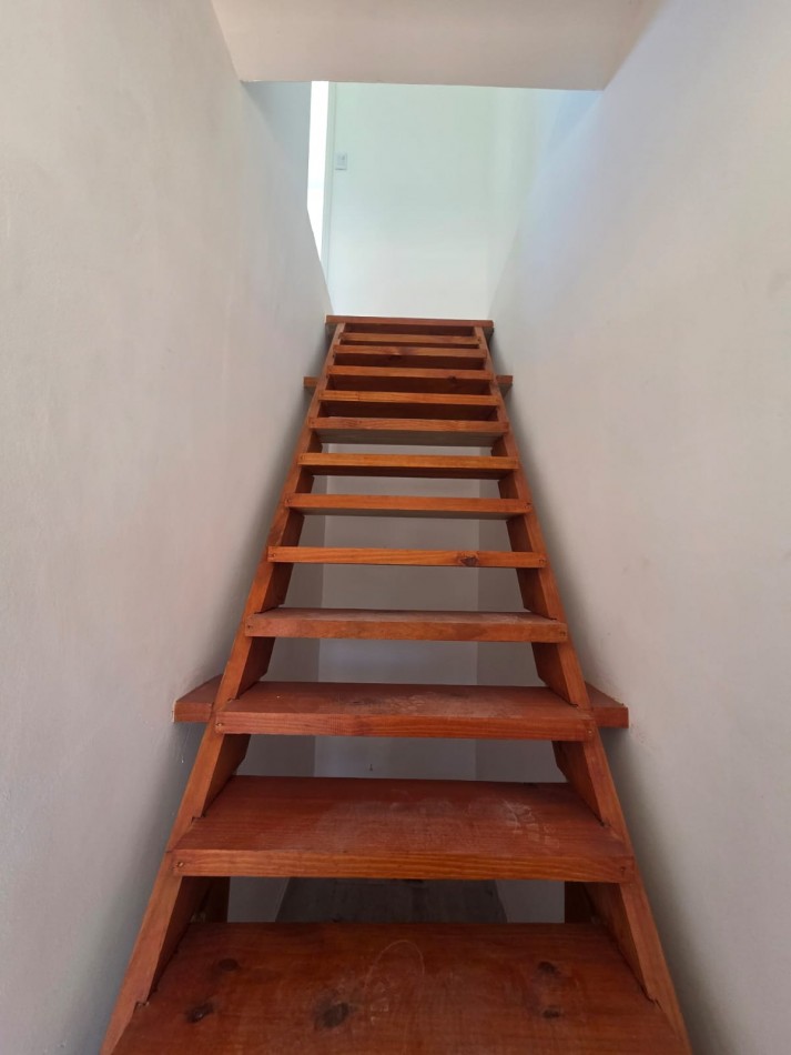 EN VENTA PH DE 3 AMBIENTES A LA CALLE. EN DUPLEX. DON BOSCO