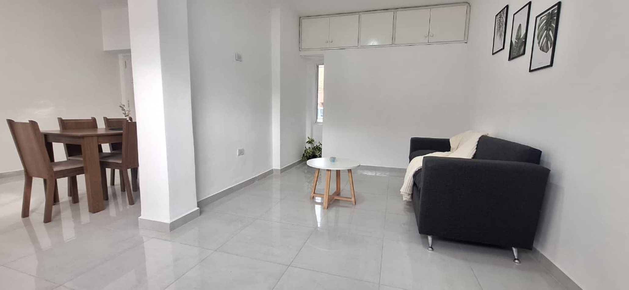 CASA DE 3 AMBIENTES EN PARQUE LURO. RECICLADA. OPORTUNIDAD