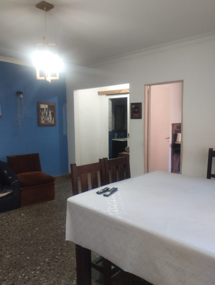 PH DE 3 AMBIENTES CON PATIO Y PARRILLA. BARRIO LAS LILAS 