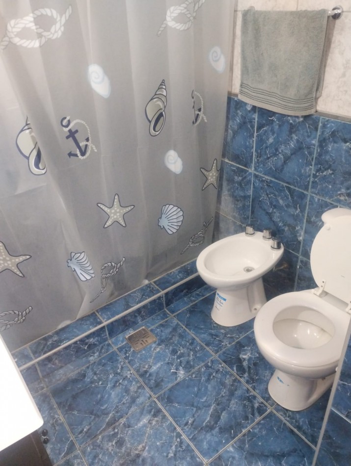PH DE 3 AMBIENTES CON PATIO Y PARRILLA. BARRIO LAS LILAS 