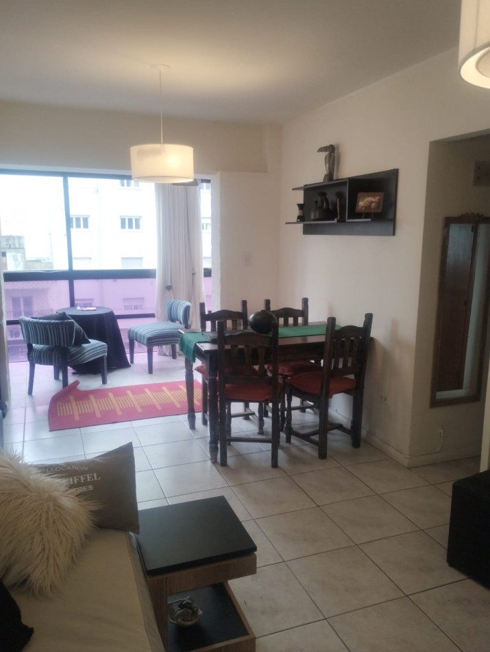 IMPECABLE DEPARTAMENTO DE 2 AMBIENTES CON BALCON. LA PERLA. A METROS DEL MAR
