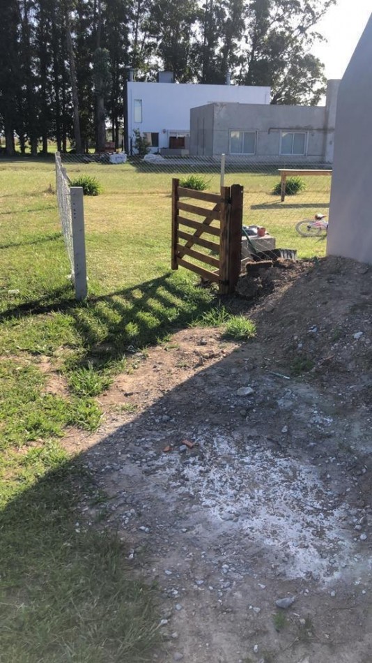 CASA  DE 4 AMBIENTES EN COUNTRY COSTA DEL SOL. MAR CHIQUITA. APTO CREDITO. FINANCIACION DUEÑO DIRECTO