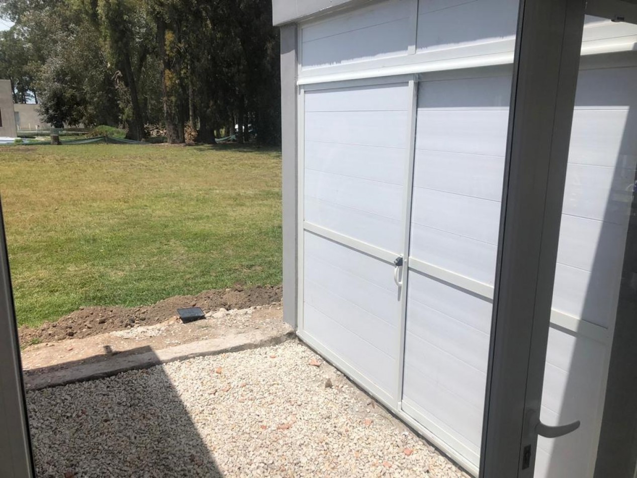 CASA  DE 4 AMBIENTES EN COUNTRY COSTA DEL SOL. MAR CHIQUITA. APTO CREDITO. FINANCIACION DUEÑO DIRECTO