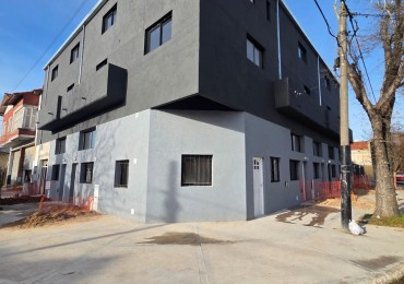 PH EN VENTA. 3 AMBIENTES A ESTRENAR. PRIMER PISO POR ESCALERA. DON BOSCO